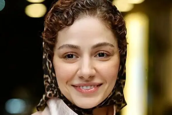 تصویری باور نکردنی از تغییر چهره مهتاب ثروتی؛ بازیگر محبوب موحنایی