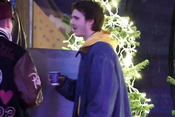 این رابطه جنجالی هنوز ادامه دارد! / دختر از پسر 10 سال بزرگ تر است (عکس)