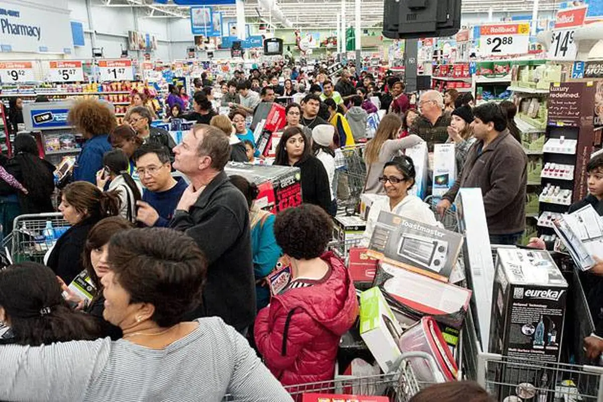 هر حراجی حراج نیست/ گول حراج‌های آخر سال را نخورید

