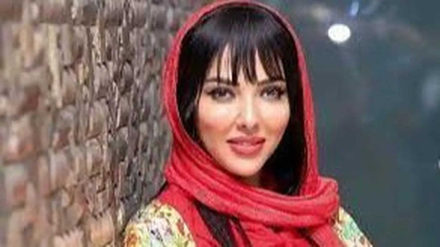 همه چیز درباره زندگی خصوصی اسکارلت جوهانسون ایران / لیلا اوتادی کیست ؟!