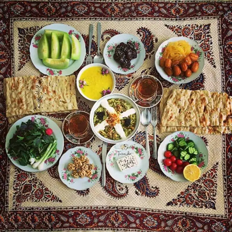 به این دلیل برای افطار آش رشته نخورید