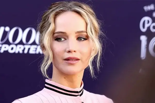 جنیفر لارنس چکار کرد که دوباره رفت در فهرست خوش تیپ های سال؟!