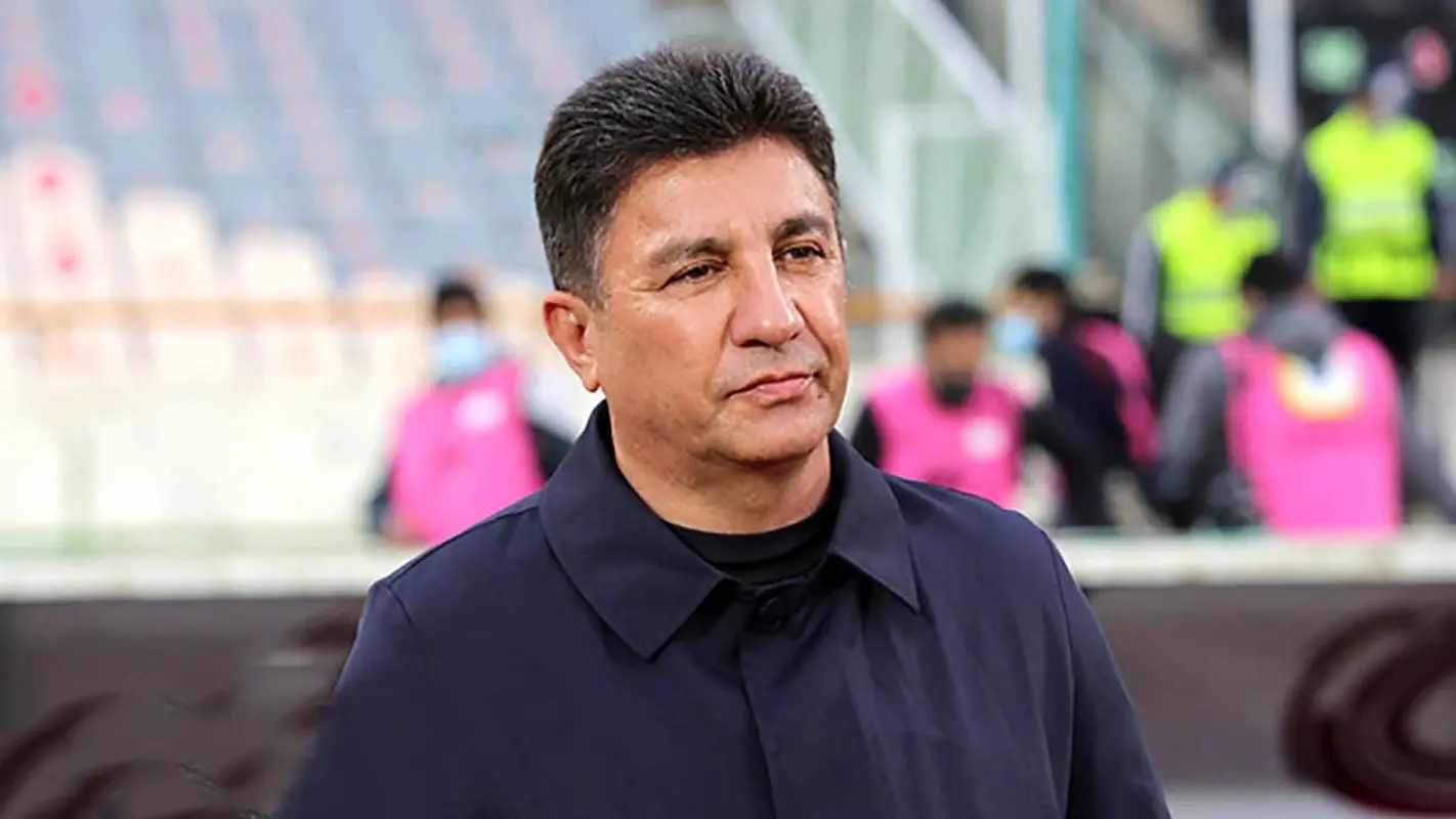 گوش امیرخان به این حرف ها بدهکار نیست! / همه دشمنان فرضی قلعه نویی