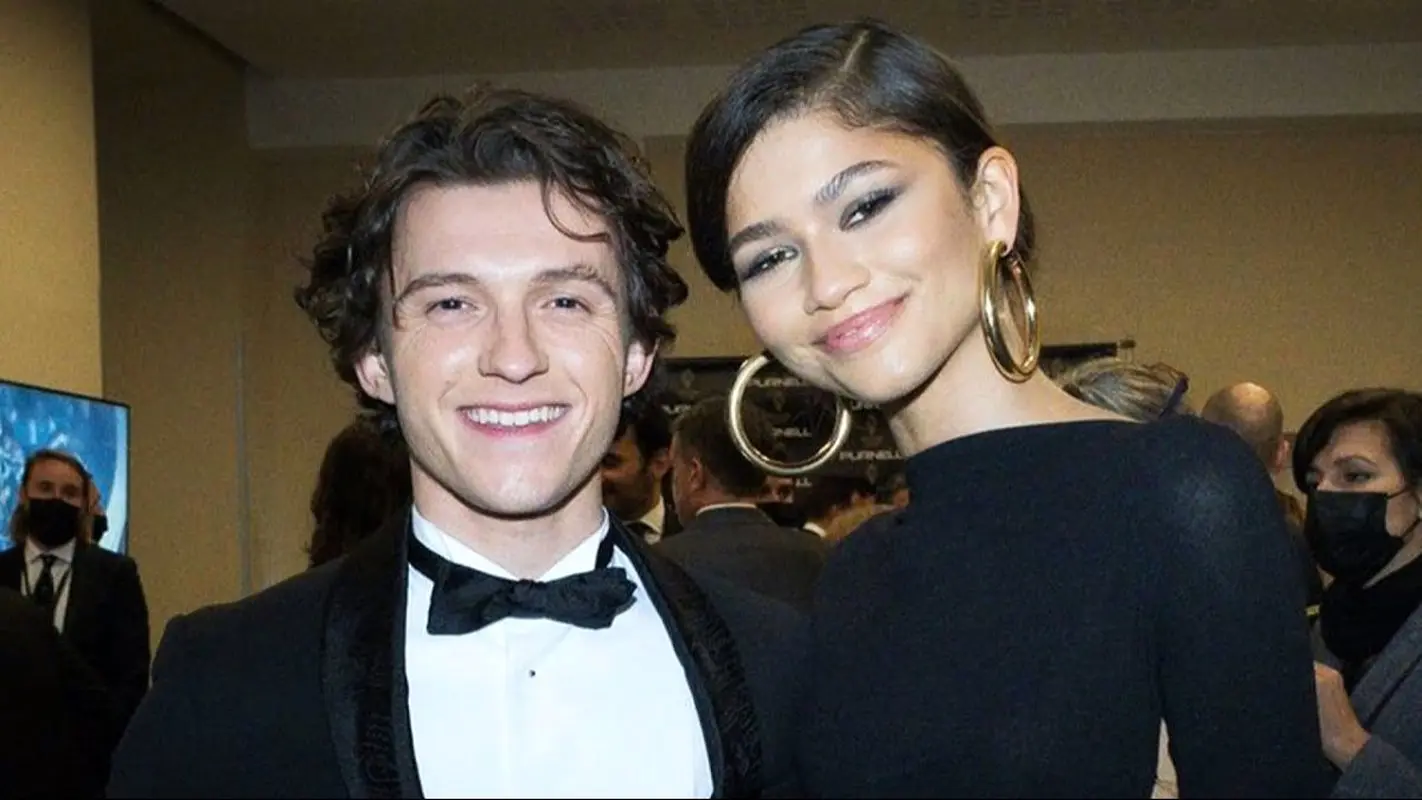 استایل ساده 2 سوپراستار هالیوود در خیابان (عکس)