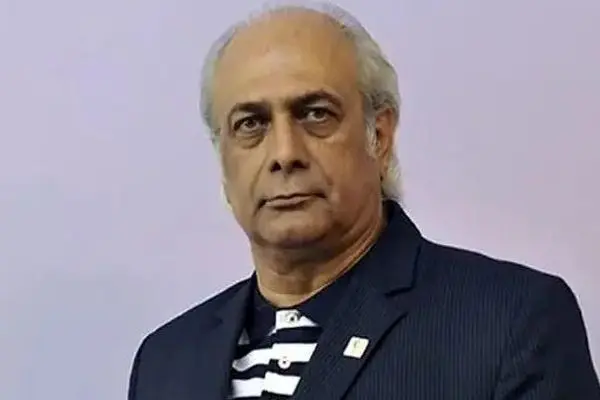 بیوگرافی جنجالی بهمن دان و همسرش؛ سادات و دختر جذابش شاه پری