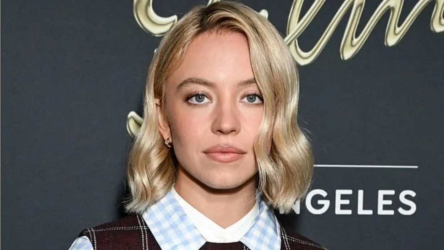 استایل ساده و جدید سیدنی سوئینی بعد از شکست عجیب و سنگین فیلمش (عکس)