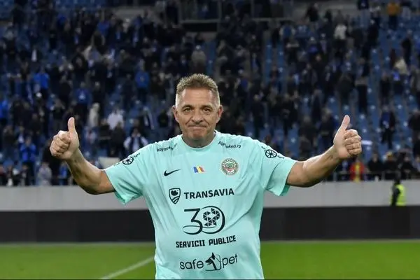 پیرترین فوتبالیست دنیا را ببینید! (عکس)