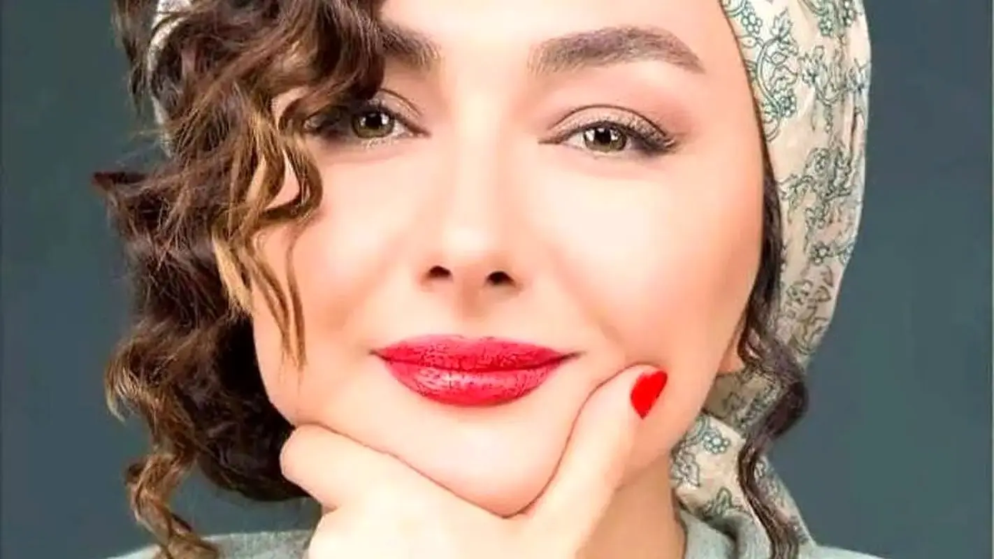 پشت پرده زندگی هانیه توسلی با 4 خواهر / یکی از یکی پولدارتر ...از جراح مغز تا خوانندگی ! 