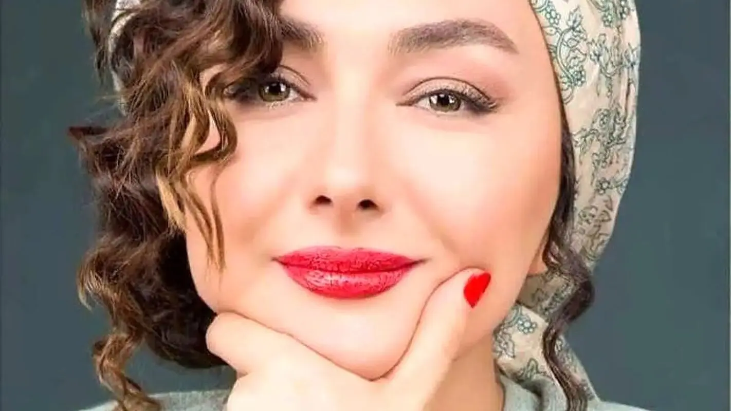 پشت پرده زندگی هانیه توسلی با 4 خواهر / یکی از یکی پولدارتر ...از جراح مغز تا خوانندگی ! 