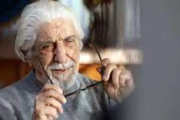 عکس کمتر دیده شده| وقتی روح‌الله مفیدی و بهروز وثوقی تاریخ‌ساز شدند!