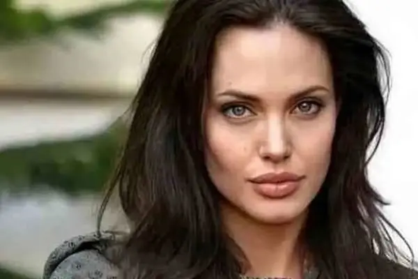 ظلمی که آنجلینا جولی به فرزندانش کرد!