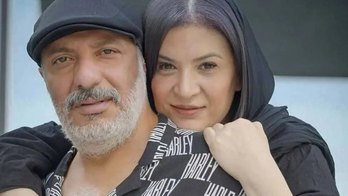 خانه مجلل ریما رامین‌فر و امیر جعفری؛ حیاط رویایی و کتابخانه‌ای در دل هنر