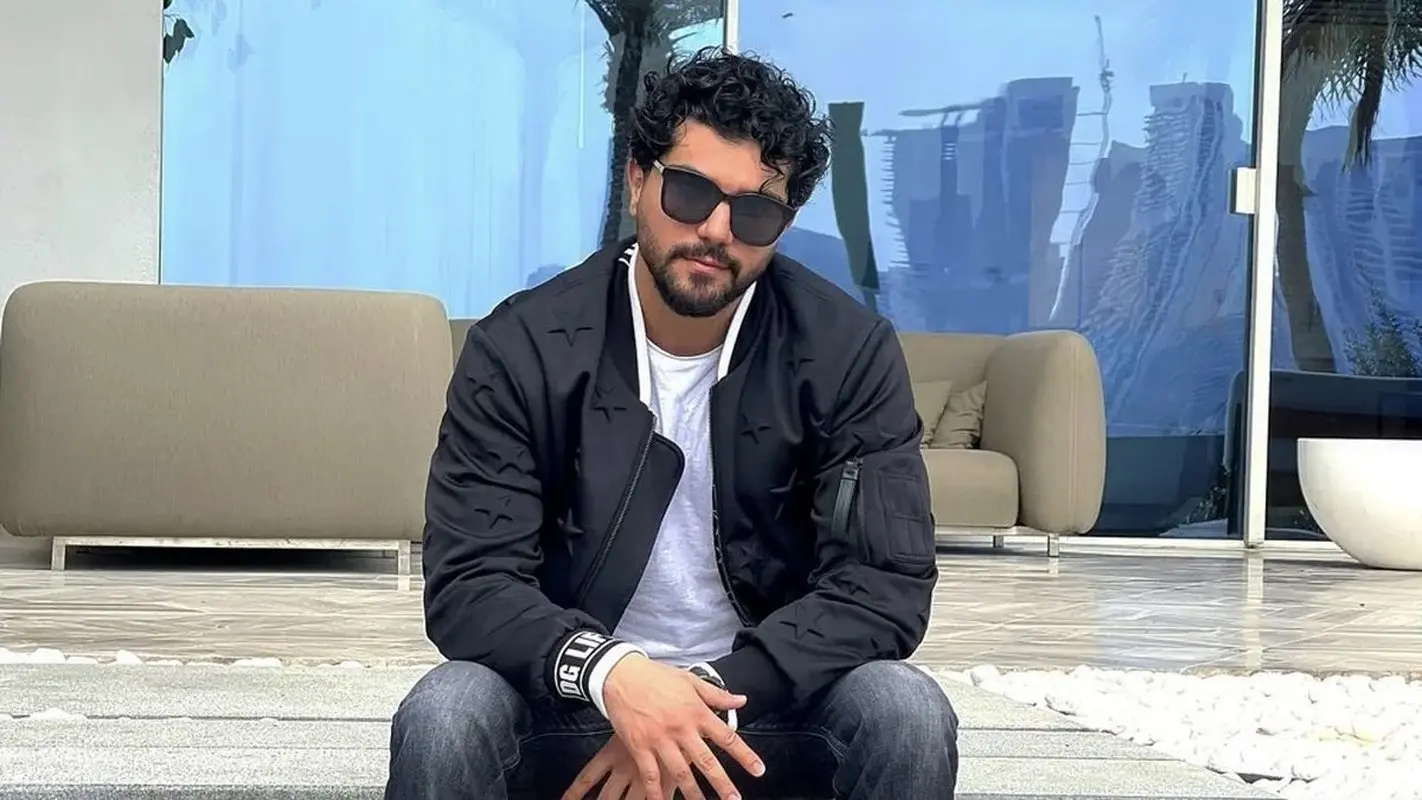 حمایت سینا مهراد از کودکان سرطانی با امضای هنرمندانه و زیبا