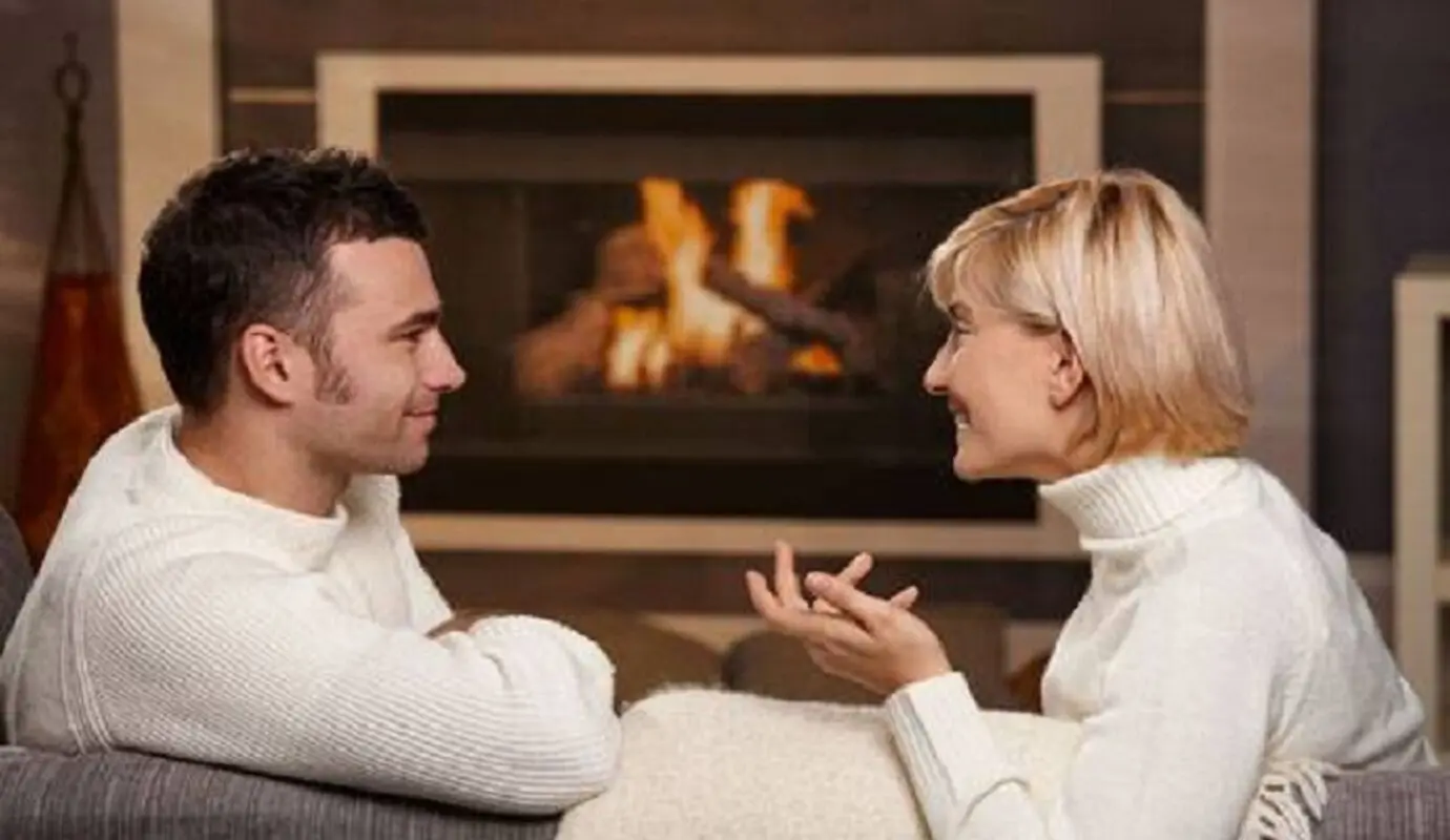 چرا شنیده شدن برای زن و شوهر گاهی از راه‌حل دادن مهم‌تر است؟