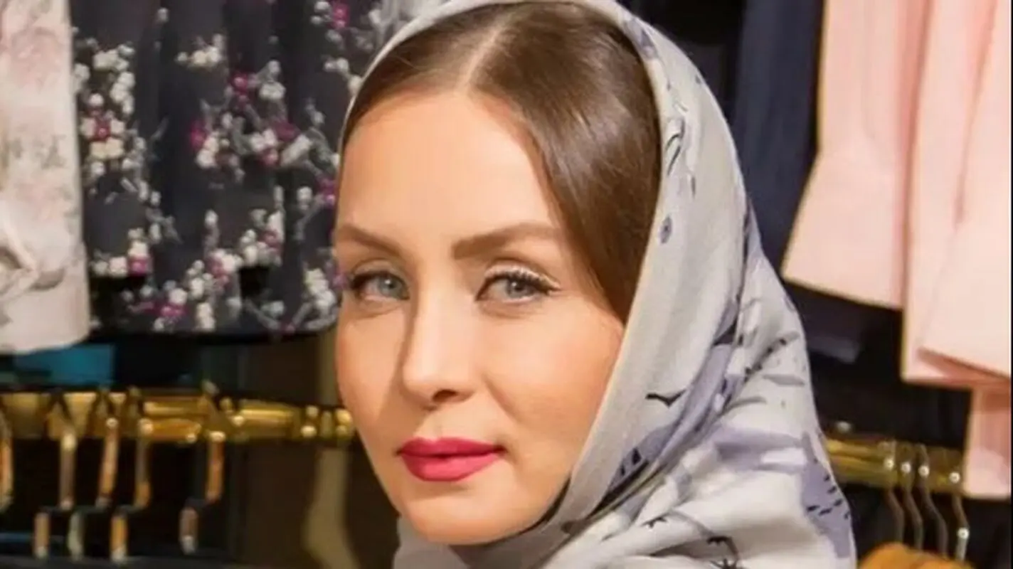 حدیث فولادوند دوباره عروس شد+ عکسی با لباسی مجلل و  پر از جواهر