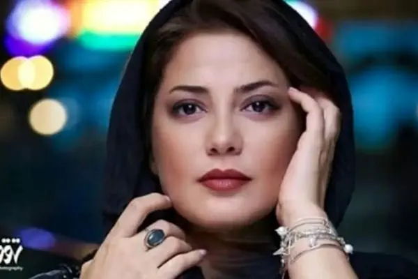 بمب خبری: تصویری رازآلود از بارداری طناز طباطبایی و کودکی در آغوش خانواده