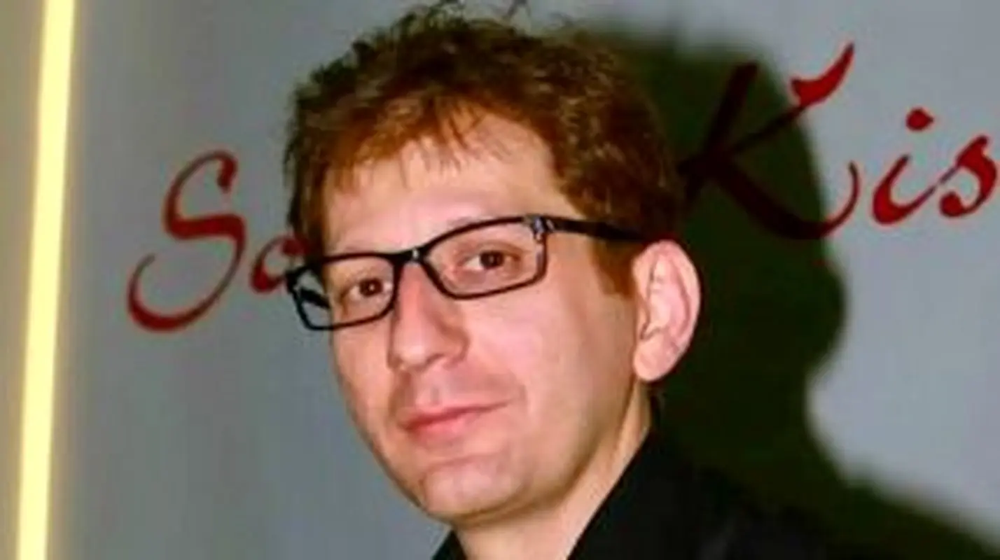 بابک زنجانی و حقیقت زندگی خصوصی اش با ثریا اسدی+ عکس دو نفره عاشقانه