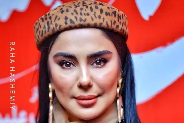 استایل خاص شیدا یوسفی، بازیگر محبوب سریال نون خ در مراسم اکران!