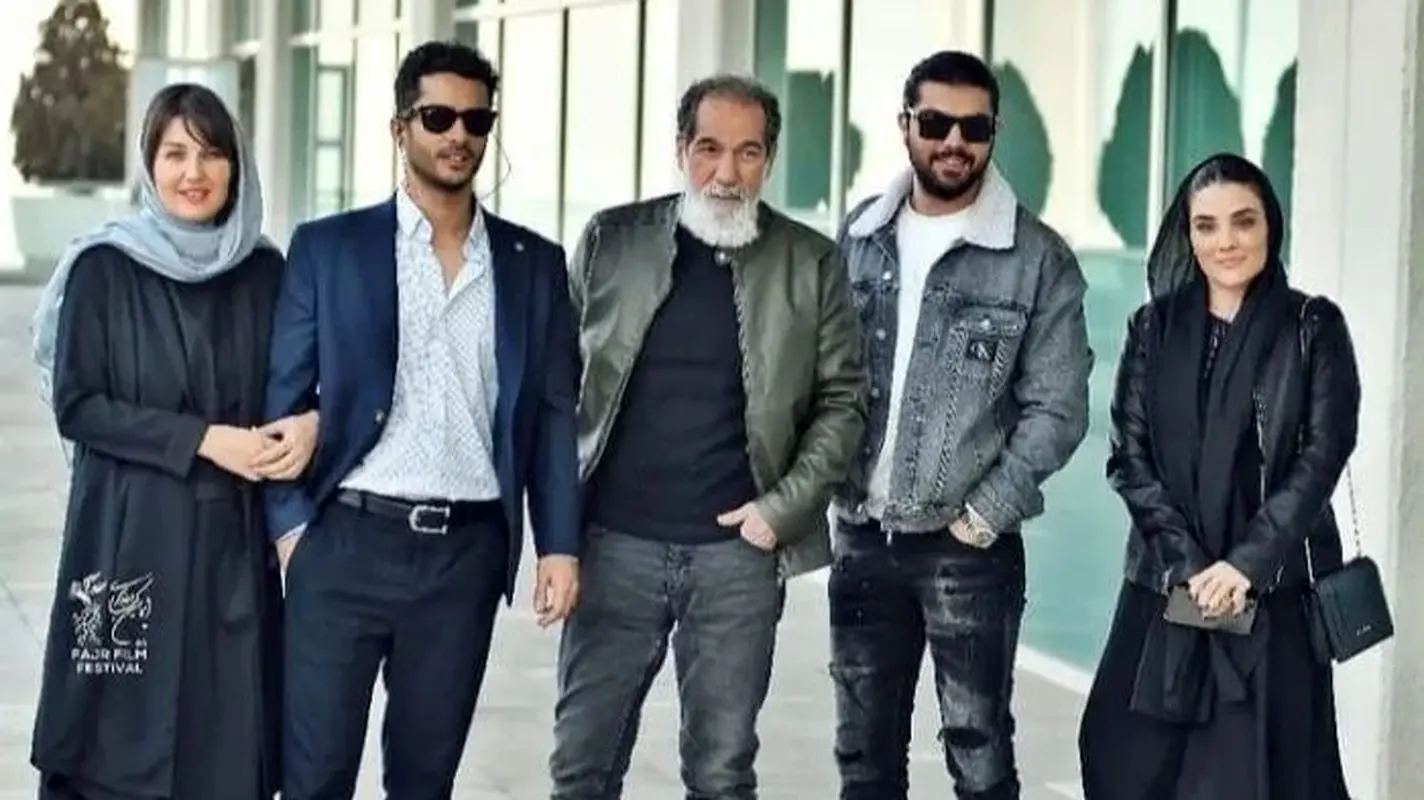 گلوریا هاردی زیباترین مادر خارجی در ایران شناخته شد + عکس ها با پسرانش