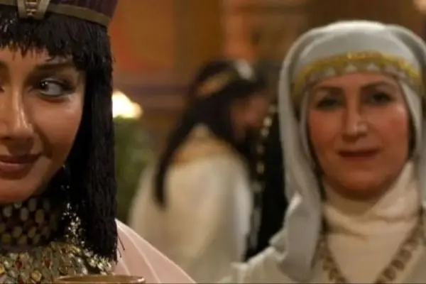 چهرۀ فراموش‌نشدنی کاریماما، دایۀ زلیخا در مراسم تقدیر سریال یوسف پیامبر