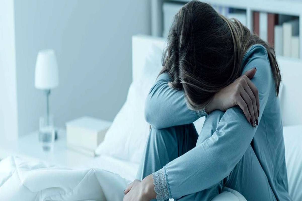 چرا افسردگی در زنان و دختران شایع‌تر است؟