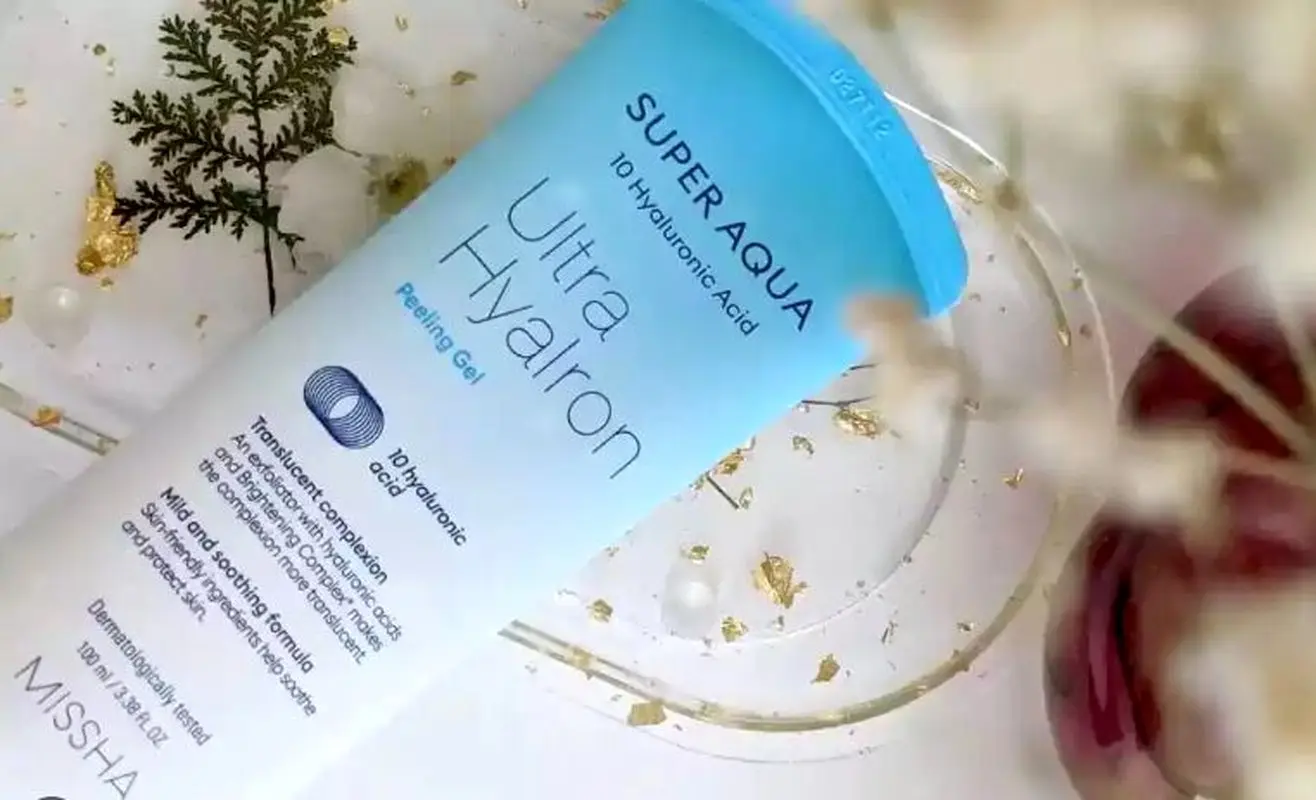 آکوا پیلینگ چیست و چه کاربردی برای صورت دارد؟ 