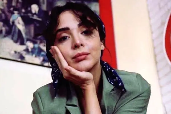 المیرا دهقانی و آرایش خیره‌کننده‌اش؛ تشکر از دست طلایی میکاپ‌آرتیستش + عکس