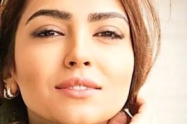 لبخند دلنشین مونا کرمی برای عشقش سپند امیرسلیمانی؛ زوجی که دلبری میکنند!