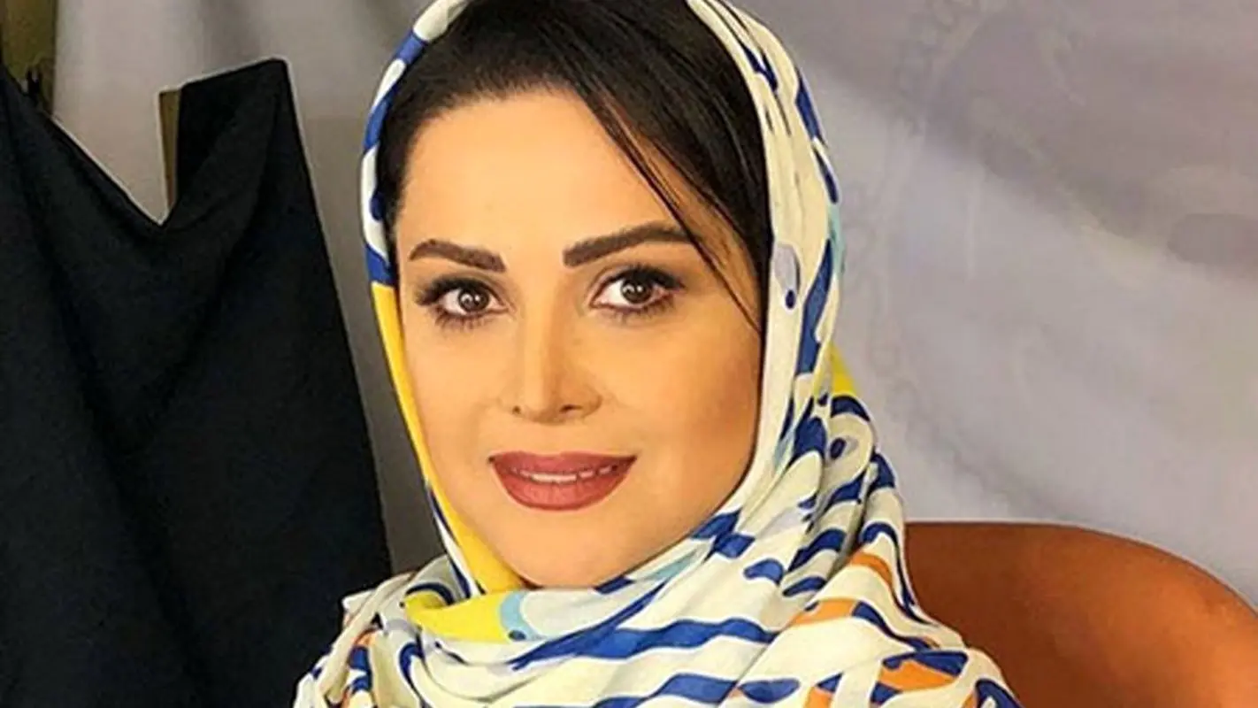 دورهمی شبانه بازیگران مشهور! مرجانه گلچین، نسیم ادبی و بهاره رهنما با کمند امیرسلیمانی