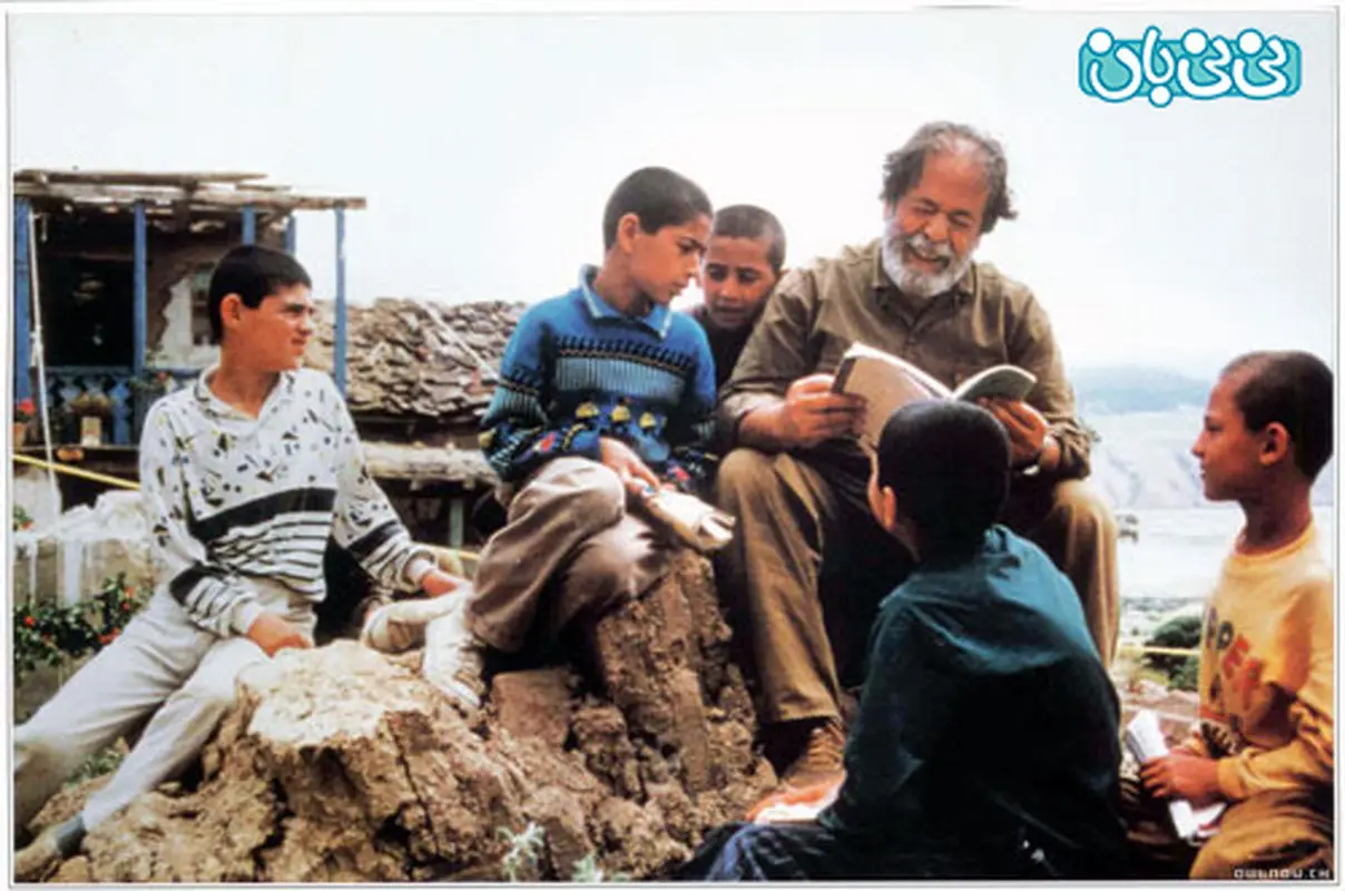 خاطرات محمدعلی کشاورز، داخل گذشته جا ماند