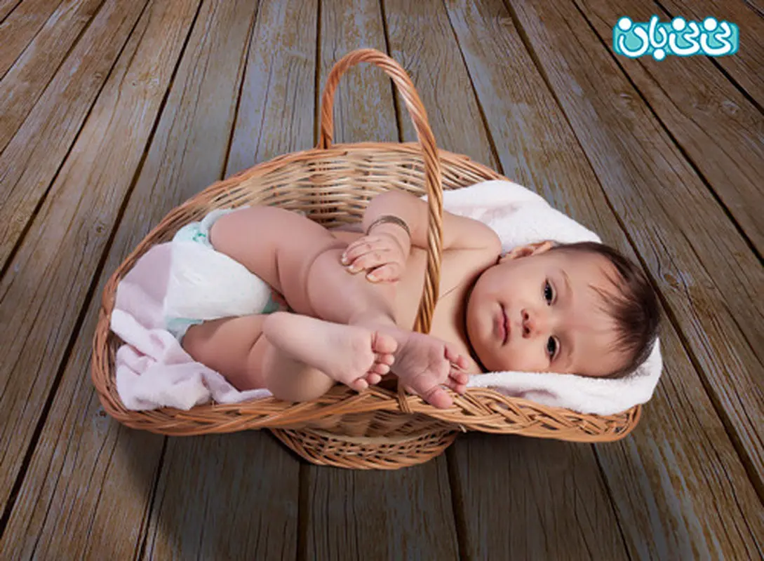 چه کسی باید بچه را تربیت کند، پدر یا مادر؟