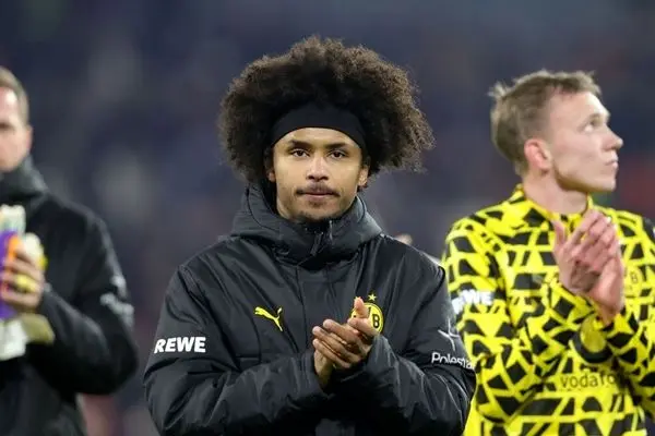 عشق این فوتبالیست به همسرش خبرساز شد / به خاطر او ترک باشگاه کرد