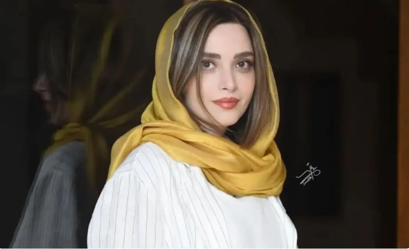 جشن تولد بهنوش طباطبایی در خانه پدری‌اش / لباس تولد صورتی رنگ خانم بازیگر دل همه را برد + عکس