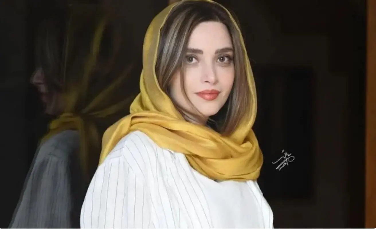 جشن تولد بهنوش طباطبایی در خانه پدری‌اش / لباس تولد صورتی رنگ خانم بازیگر دل همه را برد + عکس