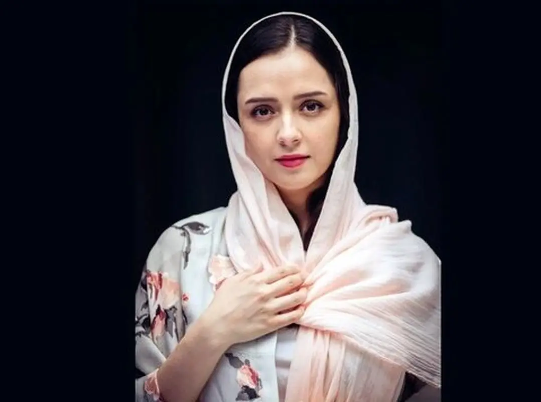 عکس کمتر دیده شده از کودکی ترانه علیدوستی در آغوش پدرش