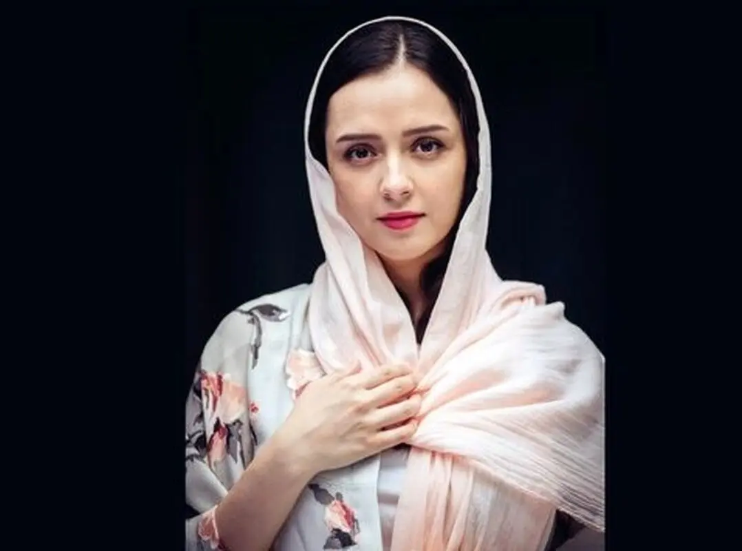 عکس کمتر دیده شده از کودکی ترانه علیدوستی در آغوش پدرش