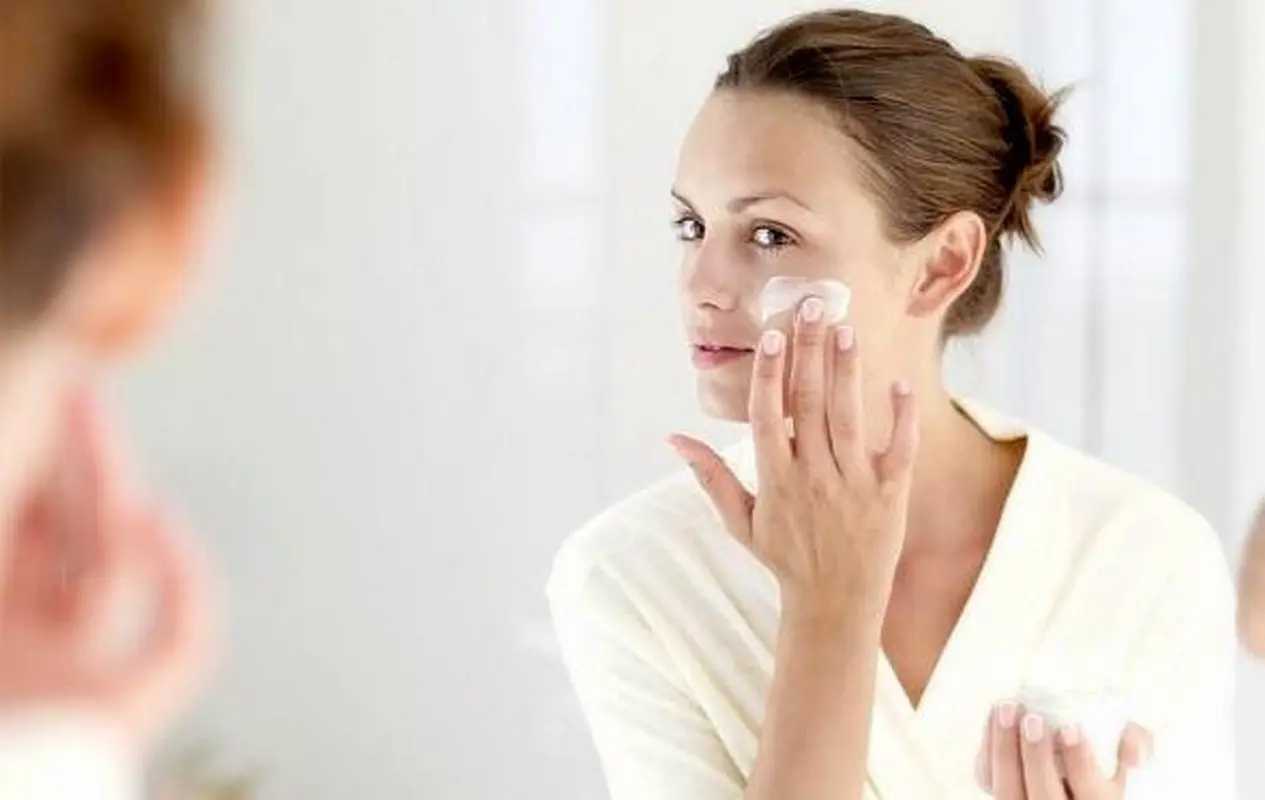 راهنمای جامع نحوه استفاده از ضد آفتاب
