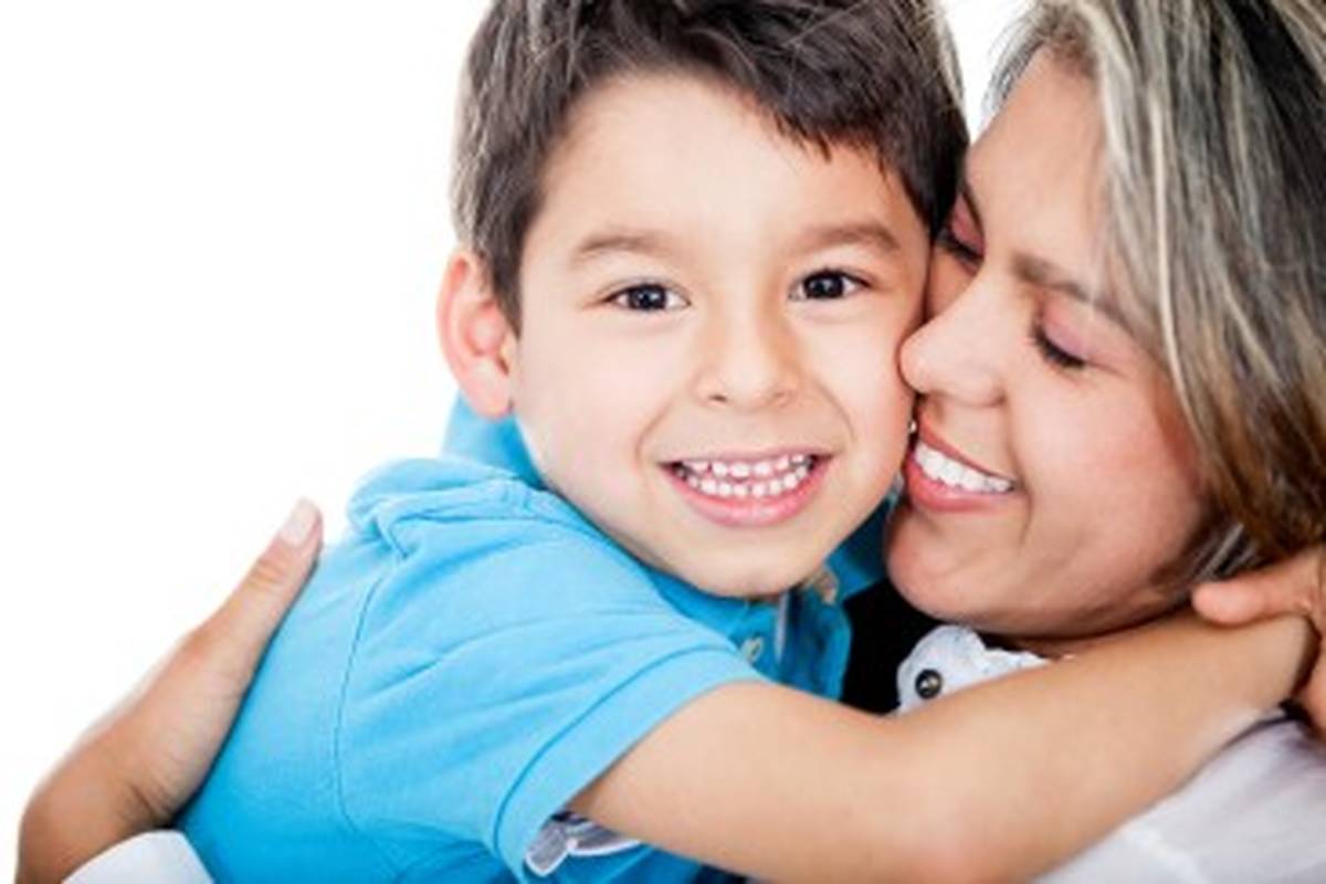آموزش مسائل زناشویی به کودکان، سن شروع