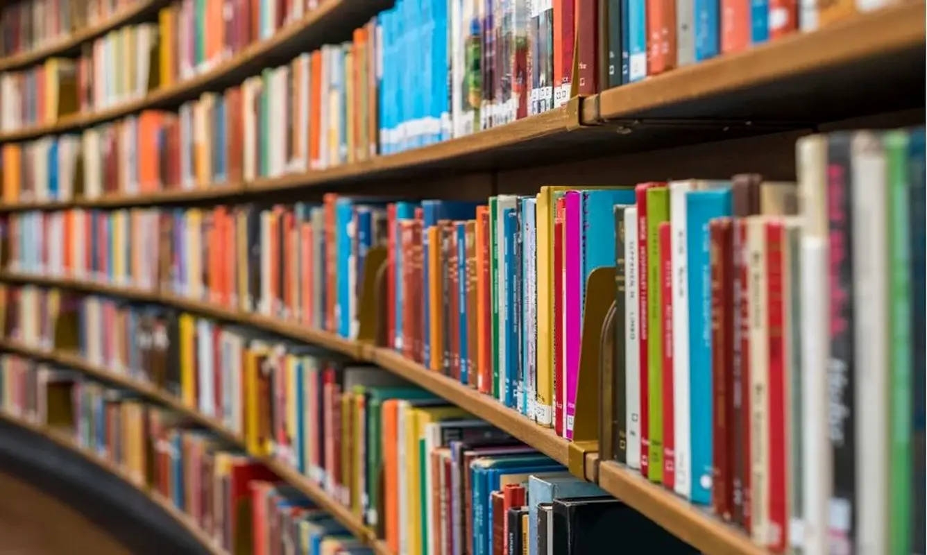 ماجرای قهوه سرد آقای نویسنده چه بود؟ 