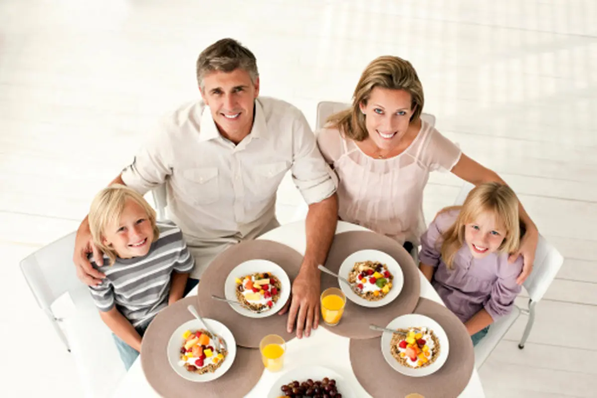 تغذیه سالم برای کودکان، نگران اضافه وزن نباشید - قسمت اول