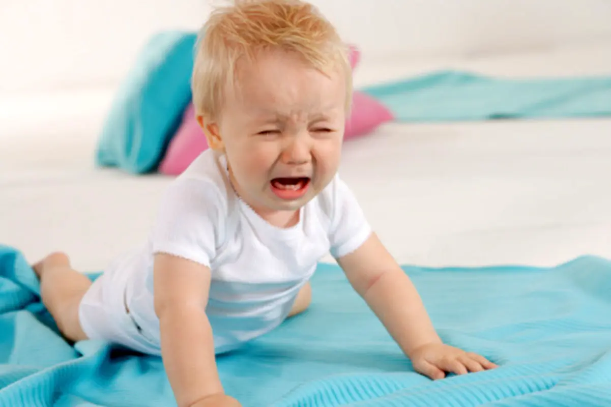 10 روش برای آرام کردن کودکان بد اخلاق