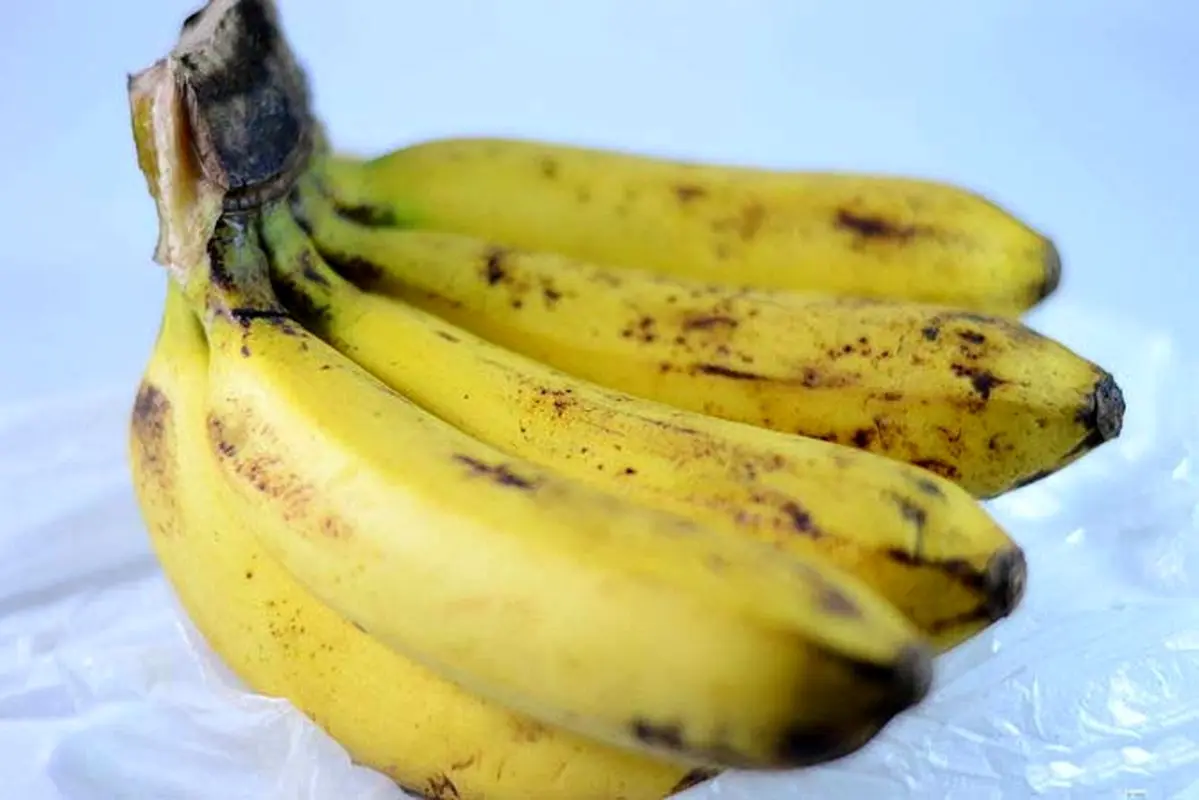 زیبایی به روش طبیعی، زنان از آب غافل نشوید