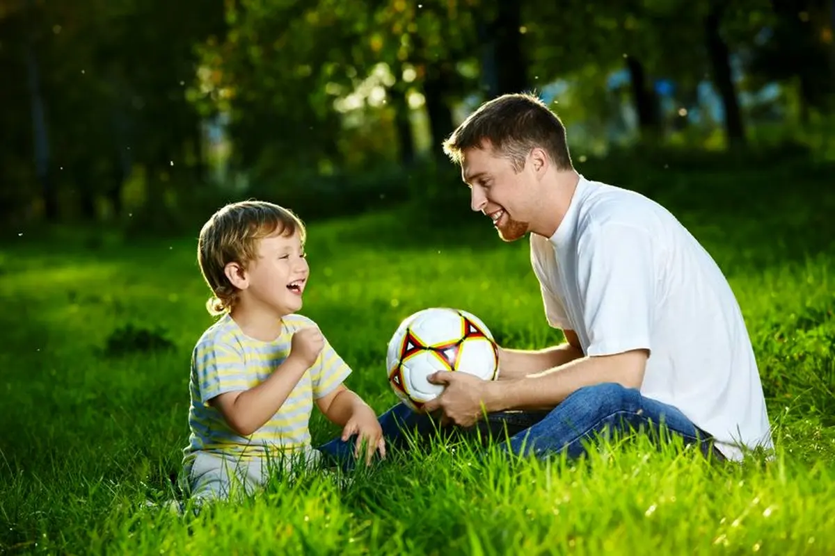 چگونه الگوی خوبی برای فرزندانمان باشیم؟