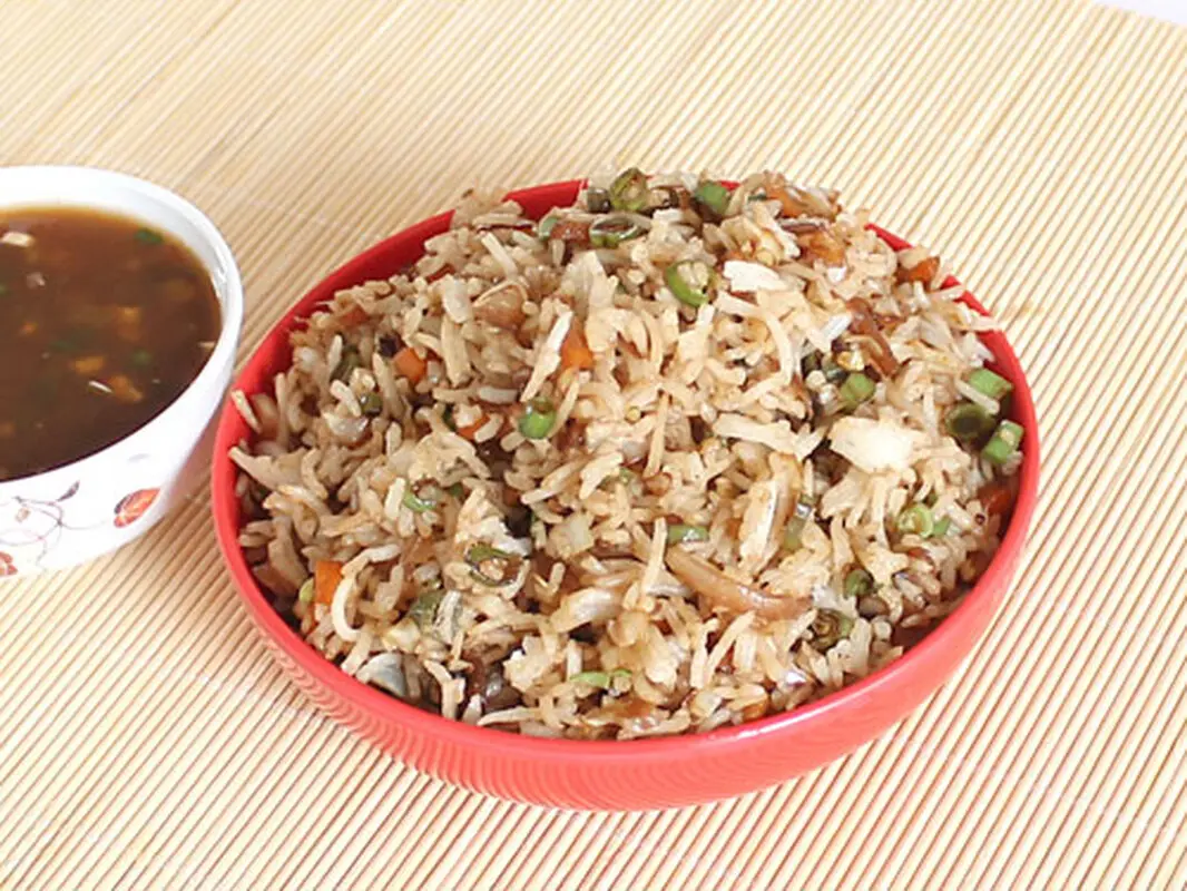 طرز تهیه غذای کودکانه، برنج سرخ شده