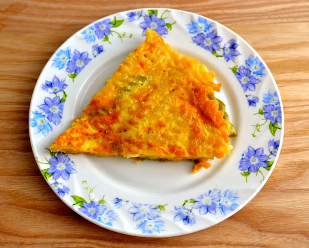 غذای محبوب بچه ها، املت ماکارونی را امتحان کنید