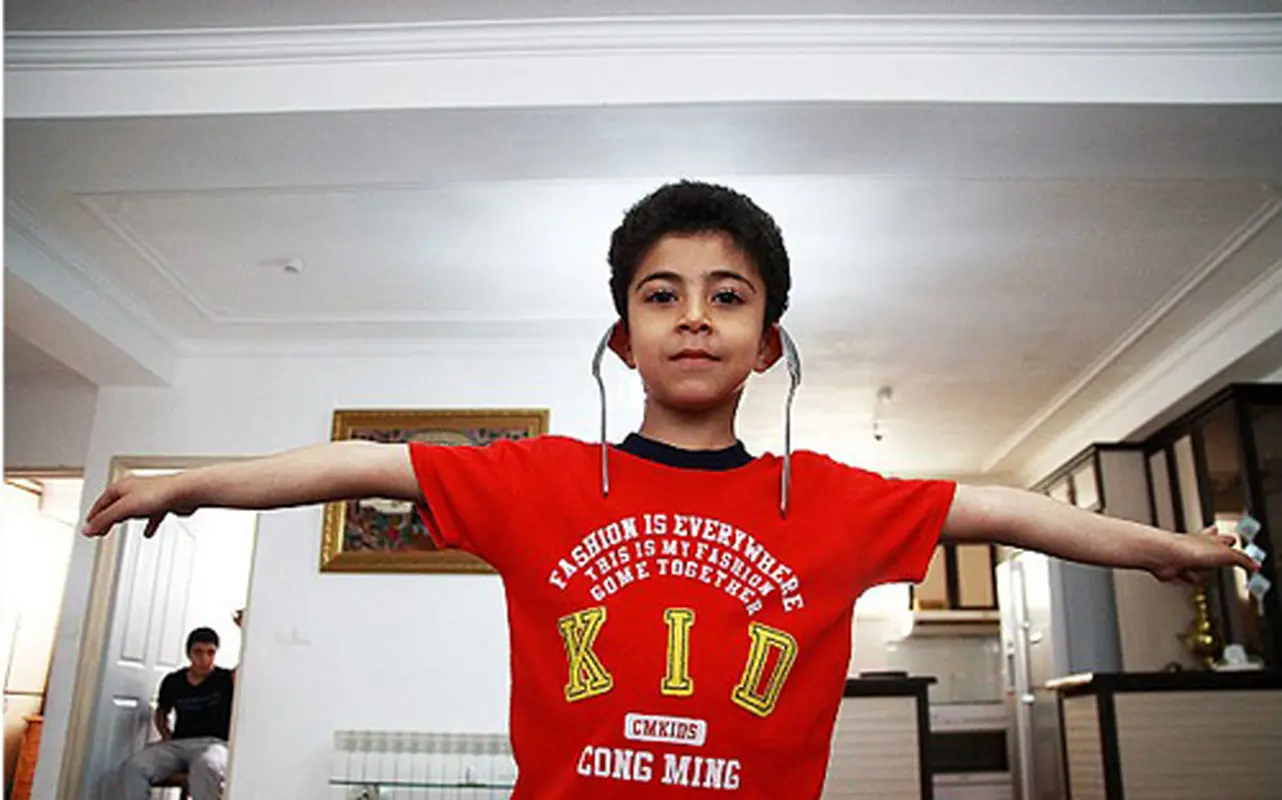 کودک عجیب ایرانی، تصاویر باورنکردنی!