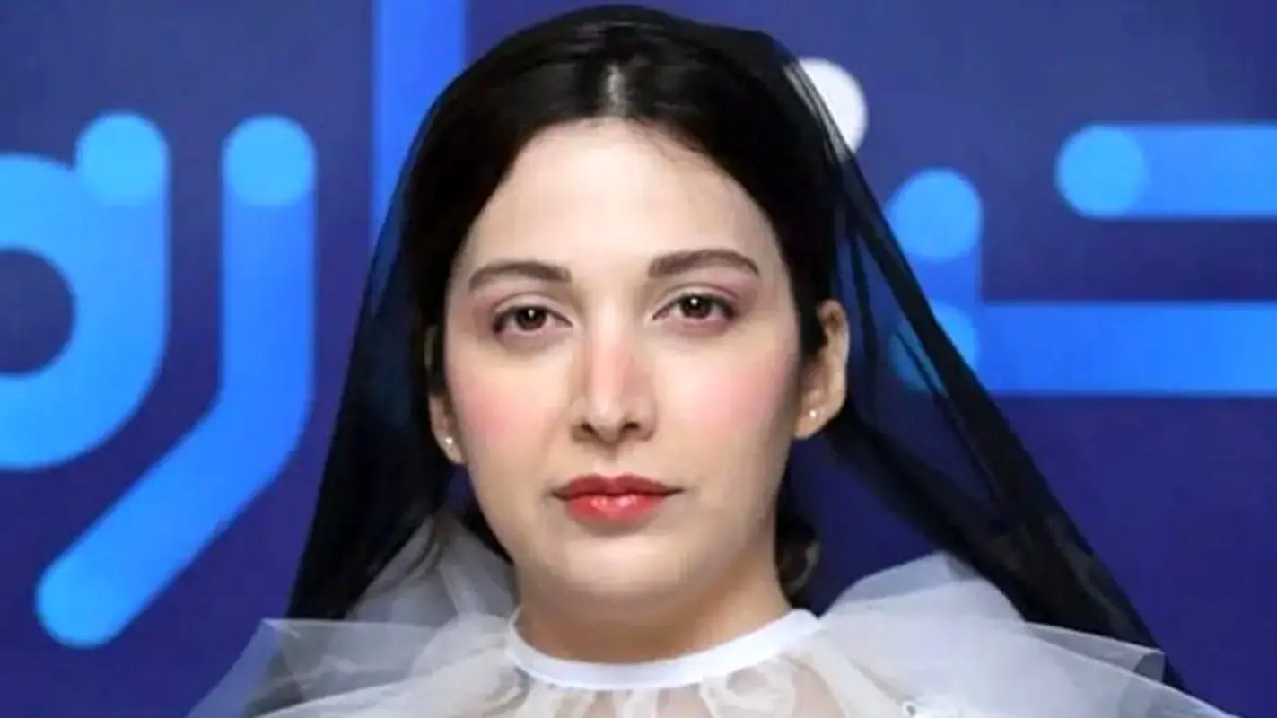 استایل جذاب و متفاوت روشنک گرامی در شب یلدا!