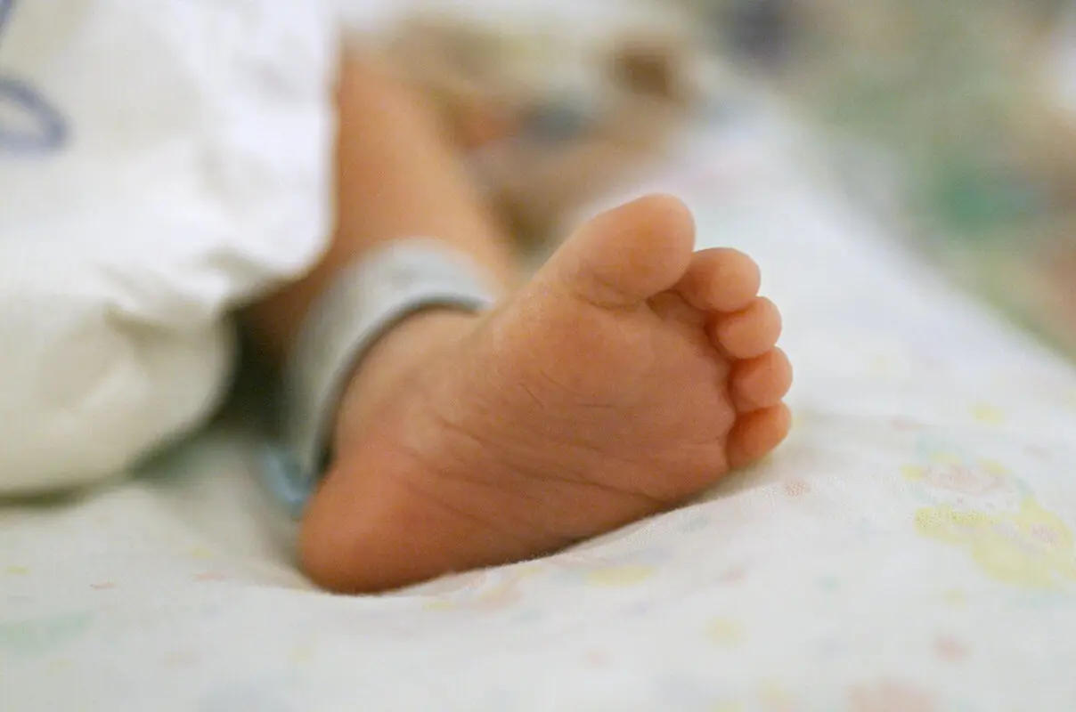 آزمایش خون پاشنه نوزاد، علت
