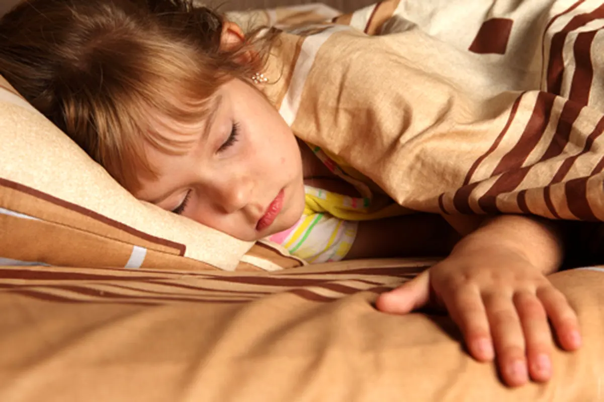 مشکل شب ادراری کودکان، علل اصلی را بشناسید!