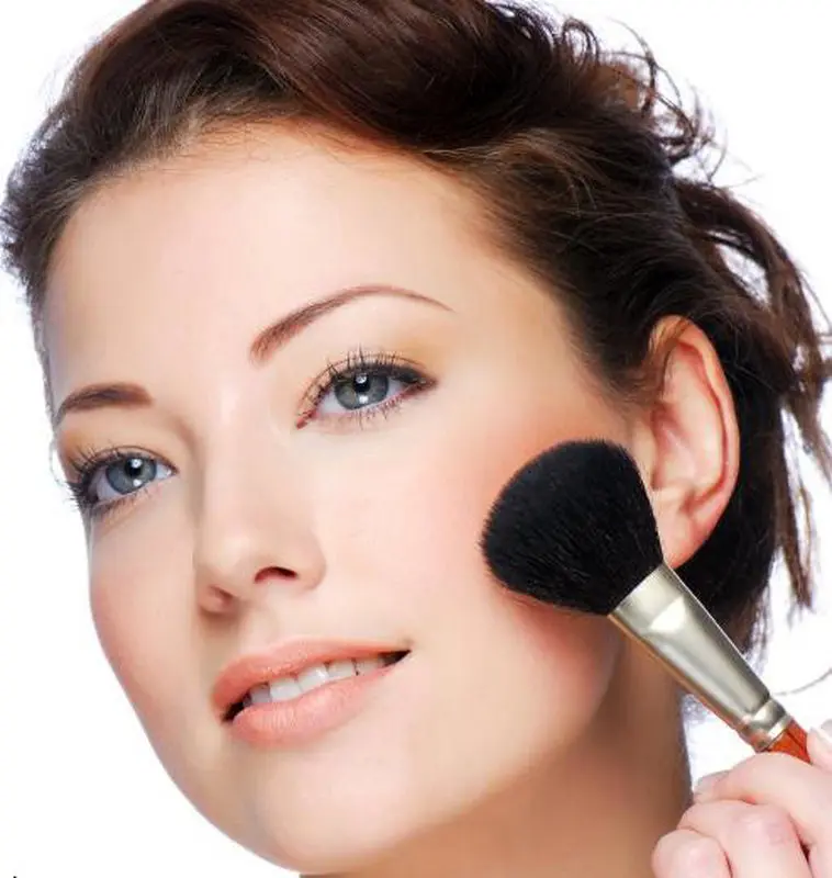 باردارید؟ این مواد آرایشی را فراموش کنید